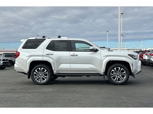 New 2026 Toyota 4Runner Limited image 3