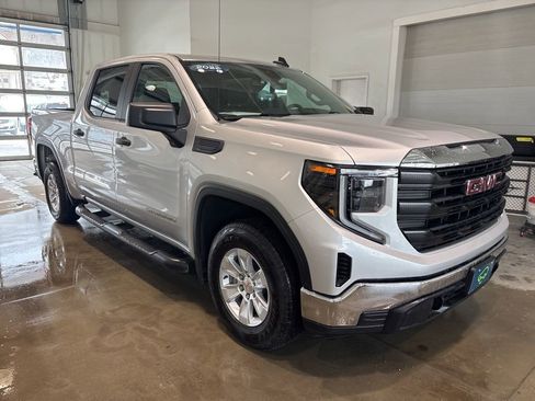 Certified 2022 GMC Sierra 1500 Pro w/ Pro Value Package image 7