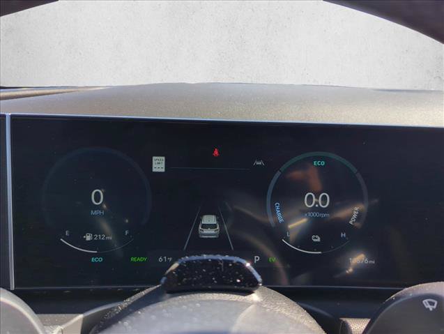 Used 2025 Hyundai Tucson SEL AWD/4WD image 18