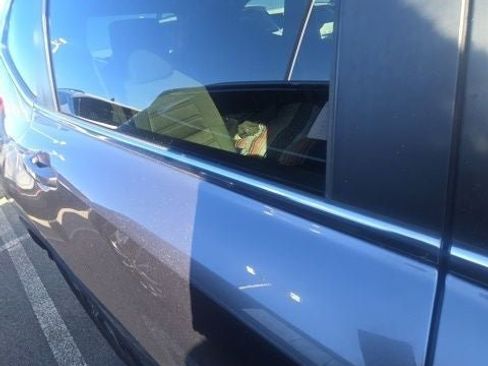 Used 2018 Honda CR-V EX image 8