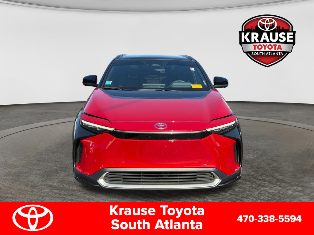 Used 2024 Toyota bZ4X FWD image 2