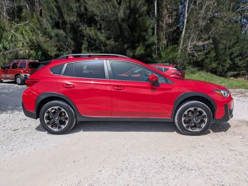 Used 2021 Subaru Crosstrek 2.0i Premium w/ Popular Package #3 AWD/4WD image 3