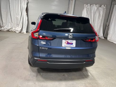 Used 2025 Honda CR-V EX-L image 6