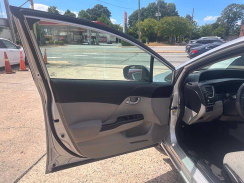 Used 2014 Honda Civic LX image 8