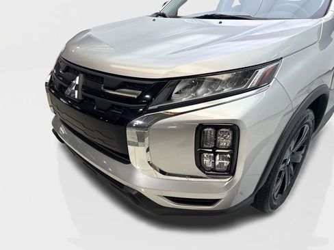 Used 2021 Mitsubishi Outlander Sport Black Edition FWD image 17