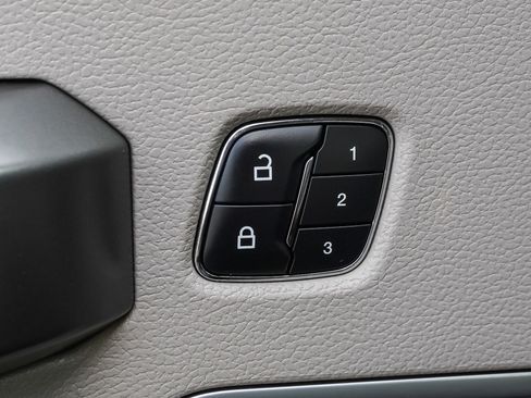 Used 2019 Ford F150 Limited image 19