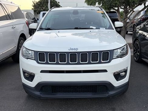 Used 2019 Jeep Compass Latitude w/ Popular Equipment Group image 2