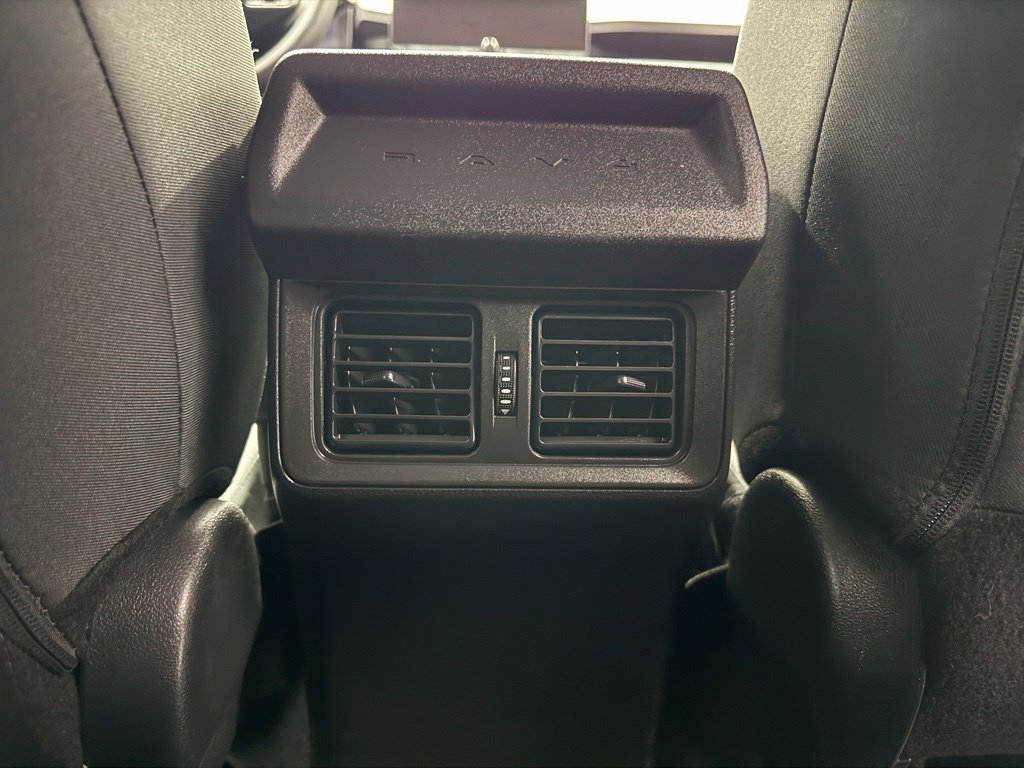 Used 2026 Toyota RAV4 LE AWD/4WD image 27