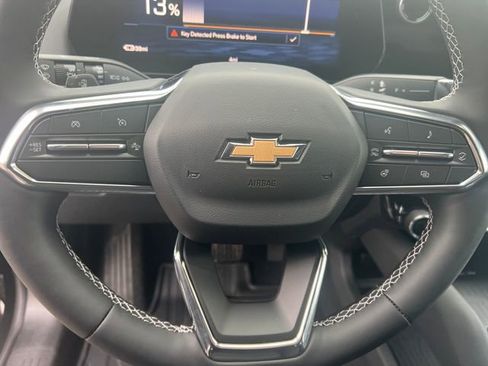 New 2026 Chevrolet Equinox EV LT image 12