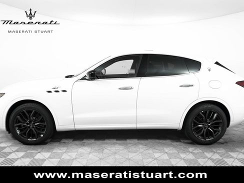 New 2024 Maserati Levante GT Ultima AWD/4WD image 4