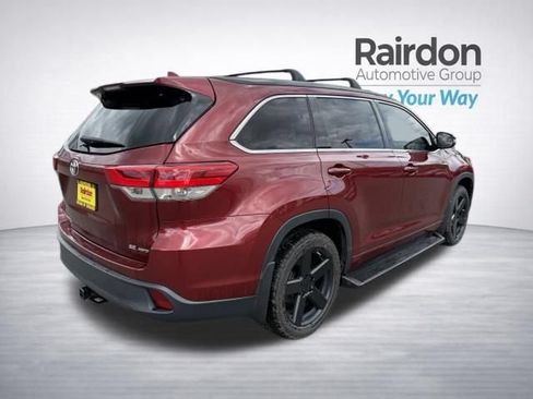 Used 2018 Toyota Highlander SE AWD/4WD image 7