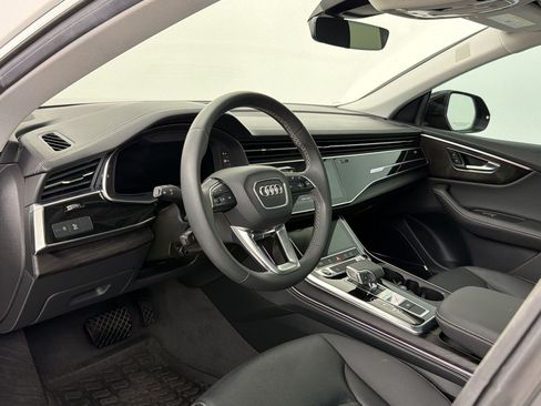 Used 2023 Audi Q8 Premium Plus w/ Premium Plus Package AWD/4WD image 4