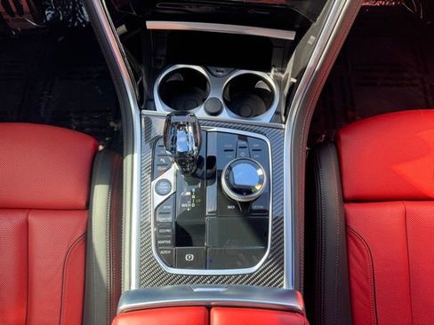 Used 2022 BMW M850i xDrive Coupe w/ M Carbon Exterior Package image 25