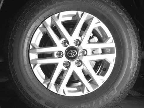 New 2026 Toyota Tundra SR5 AWD/4WD image 11