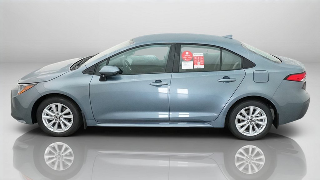 New 2027 Toyota Corolla LE w/ LE Premium Package FWD image 2