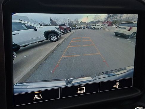 Used 2021 GMC Sierra 1500 SLT w/ X31 Off-Road Package image 18