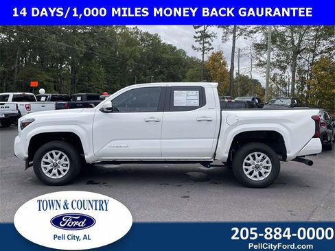 Used 2024 Toyota Tacoma SR5 image 29