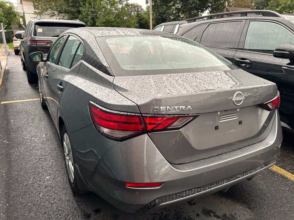 Used 2025 Nissan Sentra S FWD image 7