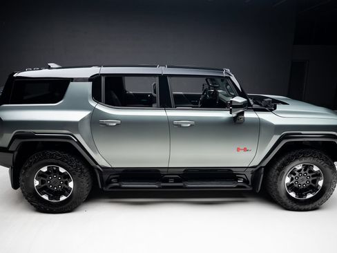 Used 2024 GMC Hummer EV 3X w/ Extreme Off-Road Package AWD/4WD image 35
