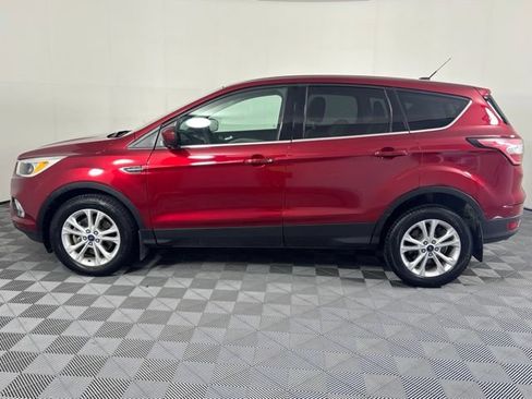 Used 2017 Ford Escape SE AWD/4WD image 35
