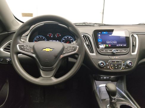Used 2023 Chevrolet Malibu LT FWD image 22