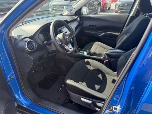 Used 2023 Nissan Kicks SV FWD image 18