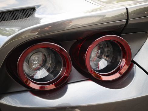Certified 2022 Ferrari 812 GTS RWD image 19
