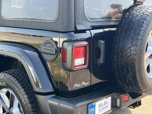 Used 2021 Jeep Wrangler Unlimited Sahara AWD/4WD image 10
