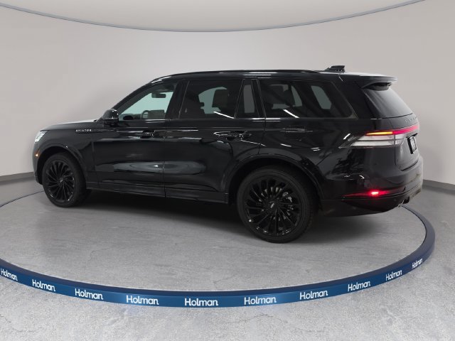 New 2027 Lincoln Aviator Reserve w/ Jet Appearance Package AWD/4WD image 7