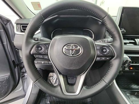 Certified 2025 Toyota RAV4 XLE w/ Convenience Package image 16