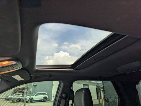 Used 2022 Dodge Durango R/T image 20