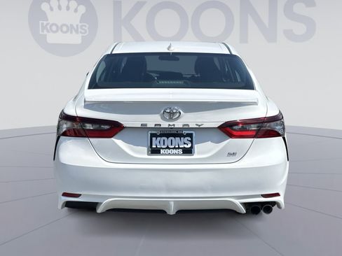 Used 2024 Toyota Camry SE FWD image 15
