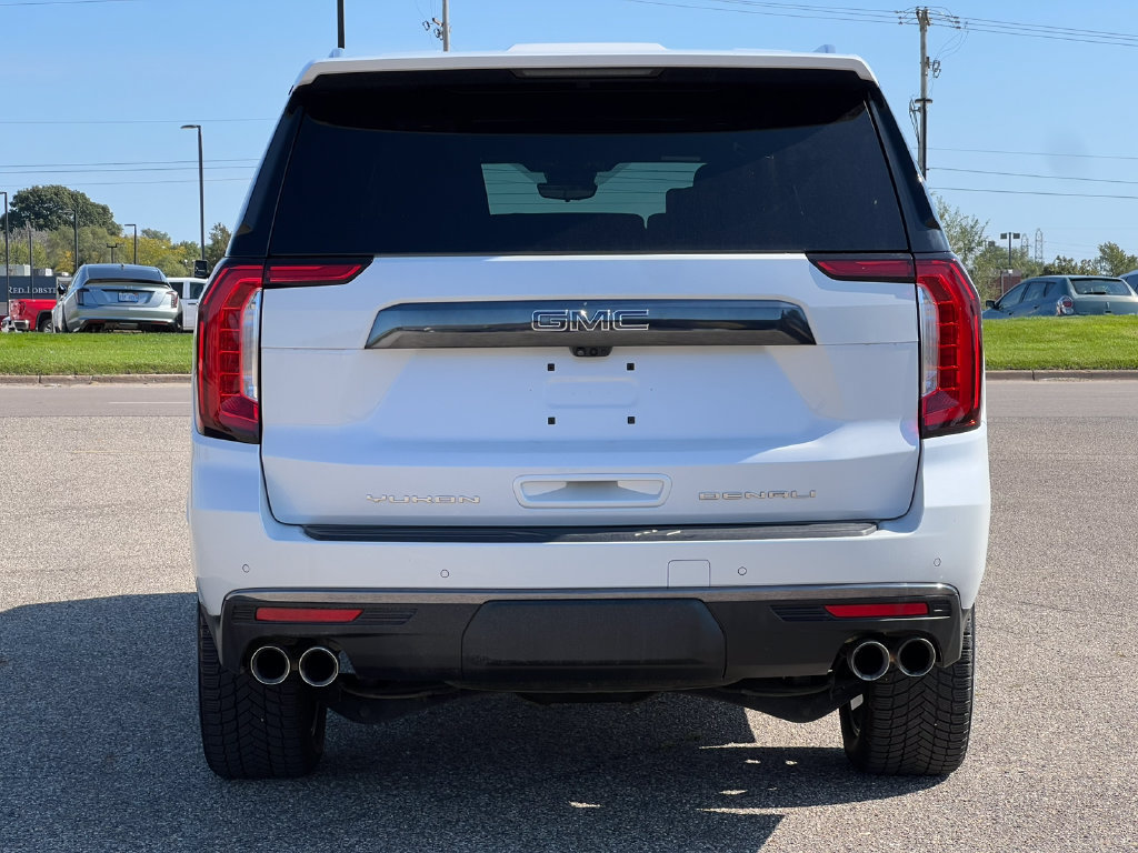 Used 2023 GMC Yukon XL Denali Ultimate AWD/4WD image 52
