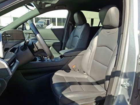 Certified 2025 Cadillac XT4 Premium Luxury image 15