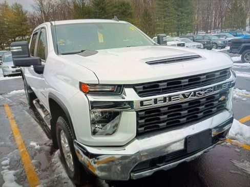 Used 2020 Chevrolet Silverado 3500 LT image 3