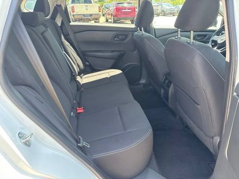 Used 2024 Nissan Rogue S AWD/4WD image 21