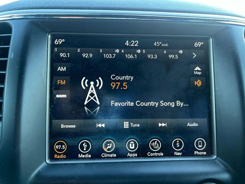 Used 2018 Jeep Grand Cherokee Laredo image 16