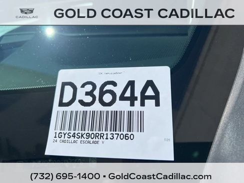 Used 2024 Cadillac Escalade ESV V w/ LPO, Floor Liner Package AWD/4WD image 34