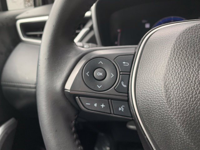 Used 2024 Toyota Corolla Cross XLE FWD image 19
