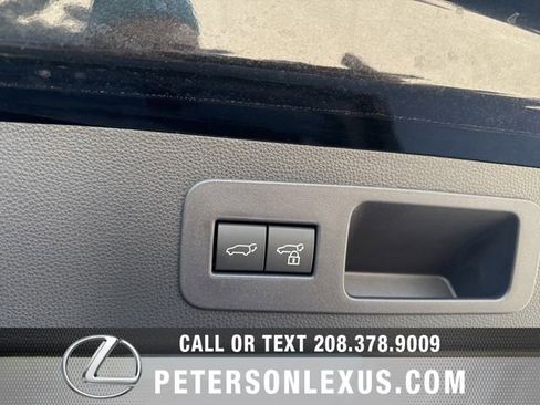 New 2026 Lexus LX 600 4WD w/ Luxury Package image 8