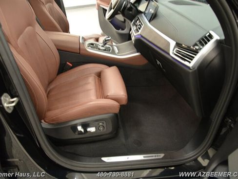 Used 2021 BMW X5 M50i w/ Executive Package AWD/4WD image 19