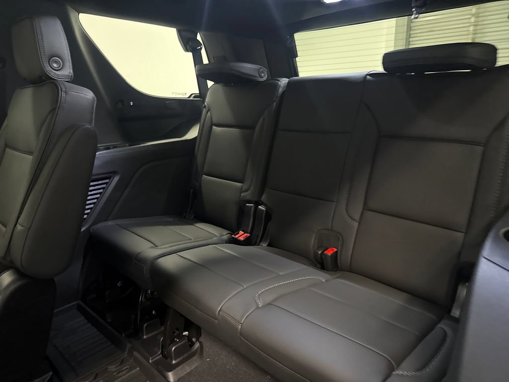 New 2026 GMC Yukon Denali w/ LPO, Floor Liner Package AWD/4WD image 13