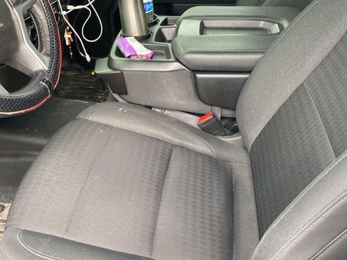 Used 2022 Chevrolet Silverado 1500 LT image 13