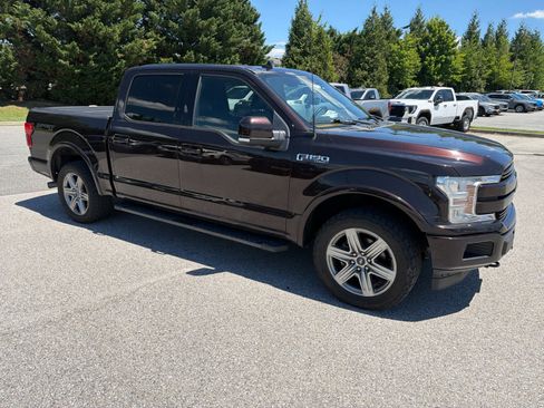 Used 2018 Ford F150 Lariat w/ Equipment Group 502A Luxury AWD/4WD image 2