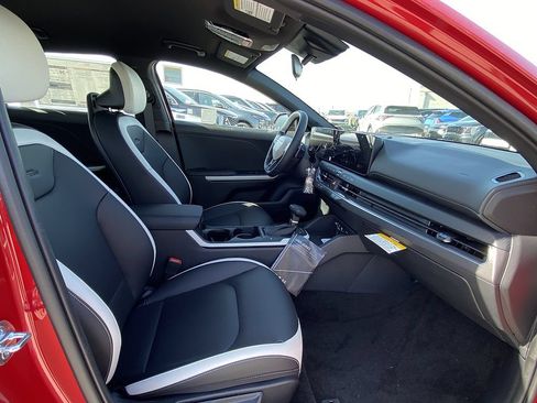 New 2026 Kia K4 EX w/ GT-Line Premium Package FWD image 25