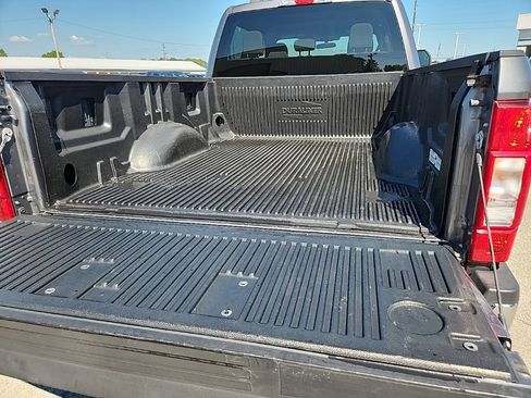 Used 2022 Ford F250 XLT AWD/4WD image 7