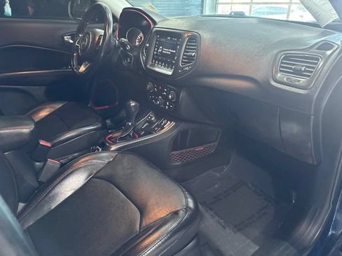 Used 2021 Jeep Compass Trailhawk AWD/4WD image 35