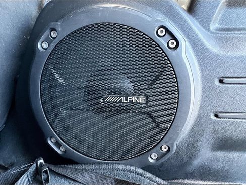 Certified 2022 Jeep Wrangler Unlimited Sahara AWD/4WD image 31