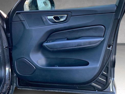 Certified 2024 Volvo XC60 B5 Plus w/ Climate Package image 28