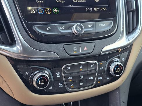 Used 2024 Chevrolet Equinox Premier AWD/4WD image 13